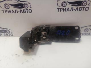 Запчасть кронштейн радиатора левый BMW 3 2008-2013