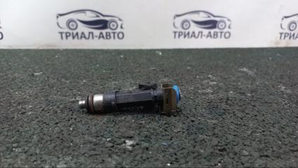 Форсунка топливная Opel Astra J 2011