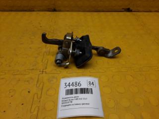 Ограничитель двери Renault Duster F4RE410 БУ