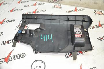Пластик торпедо (парой) GS 2005 UZS190 3UZFE Пластик торпедо (парой) GS 2005 UZS190 3UZFE