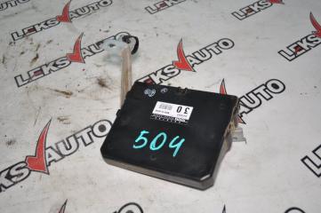 Запчасть блок управления abs Toyota Altezza 2000