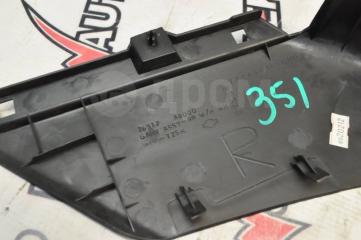 Пластик салона (парой) Stagea 2006 M35 VQ25DD Пластик салона (парой) Stagea 2006 M35 VQ25DD