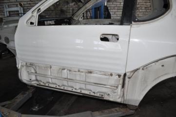 Запчасть дверь левая Isuzu VehiCross 1998