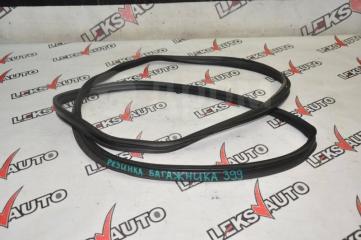 Запчасть уплотнитель багажника Mazda Atenza 2005