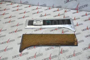 Пластик салона (парой) Pajero 1990 L141GW 6G72 Пластик салона (парой) Pajero 1990 L141GW 6G72