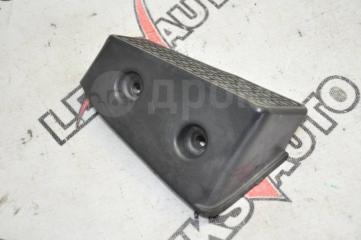 Подставка под ногу Mitsubishi Pajero V23 6G72 Подставка под ногу Mitsubishi Pajero V23 6G72