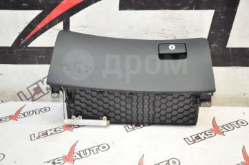 Бардачок (пассажирский) Toyota Crown Majesta 2004