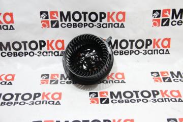 Запчасть моторчик отопителя салона Skoda Octavia
