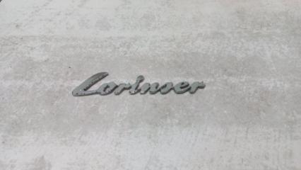 Шильдик Mercedes E320 1997