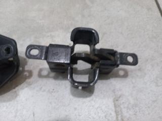 Замки капота Mercedes S W221 Замки капота Mercedes S W221