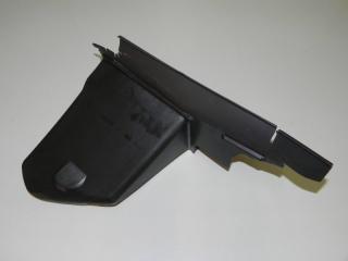 Дефлектор радиатора правый FORD FOCUS 2 (2008-2011)