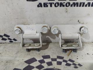 Петля 5-двери задняя TOYOTA PRIUS 2011