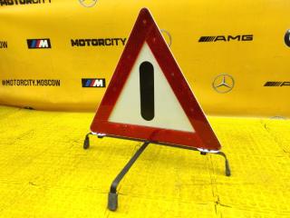 Знак аварийной остановки Mercedes-Benz W124 M104.992 3.2 контрактная