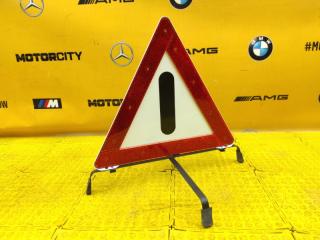 Знак аварийной остановки Mercedes-Benz W124 M104.942 2.8 контрактная