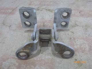 Запчасть петля крышки багажника Vortex Tingo 2011