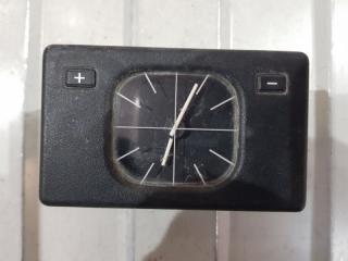Запчасть часы в салон BMW 5 1987-1996