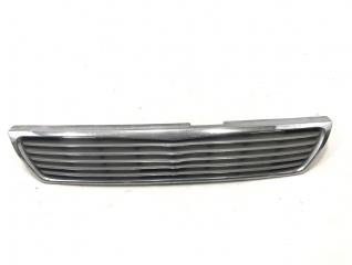 Запчасть решетка радиатора Nissan Bluebird 1998