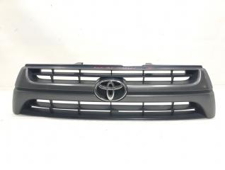 Запчасть решетка радиатора Toyota Hilux Surf 2001