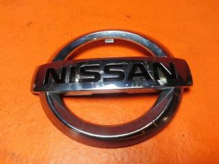 Запчасть эмблема решетки радиатора Nissan Pathfinder 2015