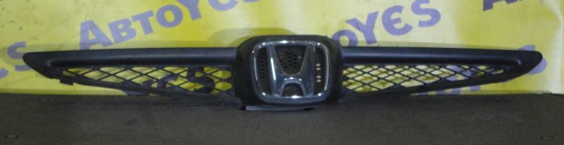 Запчасть решетка радиатора Honda Fit 2001-2004