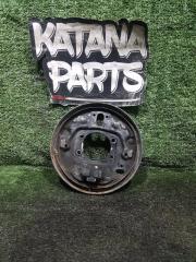 Запчасть кожух тормозного диска задний правый DAIHATSU ATRAI