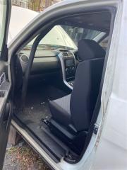 Уплотнение дверное левое SUZUKI GRAND VITARA 2005 2006 2007 2008 2009 2010 2011 2012 2013 2014 2015