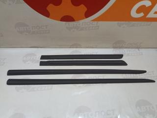Запчасть молдинг двери Mazda CX-7