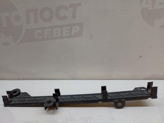 Запчасть кронштейн Volkswagen Tiguan 2010
