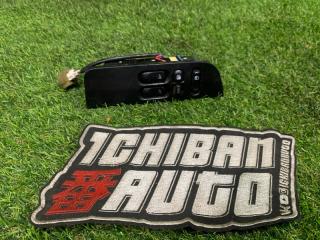 Запчасть блок упр. стеклоподьемниками передний правый NISSAN CARAVAN