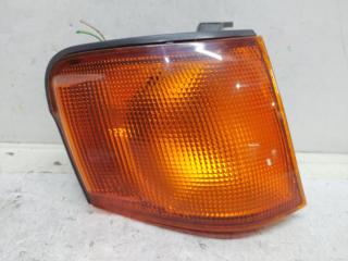 Габарит передний правый TOYOTA CORSA