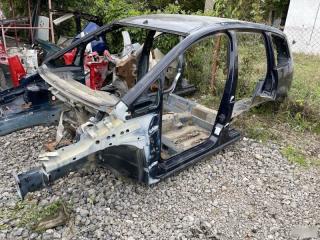 Запчасть кузов по частям Ford C-Max 2006
