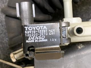 Корпус воздушного фильтра передний COROLLA 2002 NZE121 1NZ-FE Корпус воздушного фильтра передний COROLLA 2002 NZE121 1NZ-FE