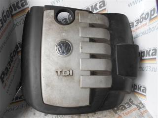 Крышка двигателя Volkswagen Touareg 2003