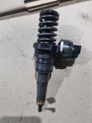 Насос-форсунка Volkswagen Caddy 3 BDJ 2004 Насос-форсунка Volkswagen Caddy 3 BDJ 2004