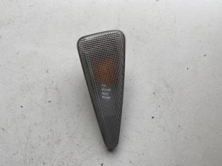 Запчасть поворотник Renault Symbol Б/У Поворотник Renault Symbol Б/У