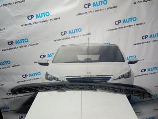 Планка под лобовое стекло Peugeot 307