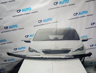 Планка под лобовое стекло Peugeot 308