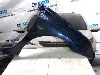 Крыло правое Peugeot 307