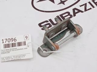Запчасть петля двери багажника Subaru Forester 2006