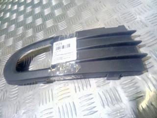 Решетка ПТФ правая Volvo V50 2004-2007