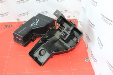 Крышка блока предохранителей RAV4 2004 20 1AZFE Крышка блока предохранителей RAV4 2004 20 1AZFE
