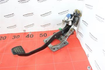 Педаль тормоза RAV4 2004 20 1AZFE Педаль тормоза RAV4 2004 20 1AZFE