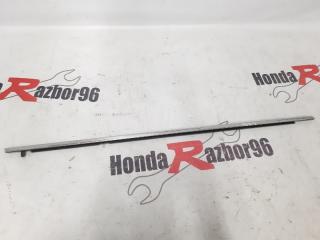 Молдинг на дверь задний правый Honda Accord 2006
