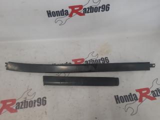 Молдинг на крышу правый Honda CR-V 2007