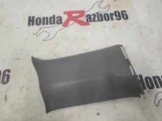 Накладка стойки задняя правая Honda CR-V 2006