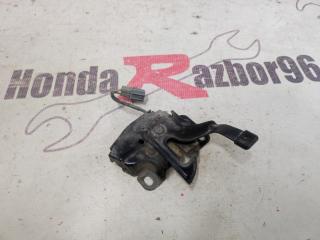 Замок капота Honda Accord 2006