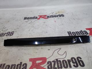 Накладка крышки багажника Honda HR-V 2003
