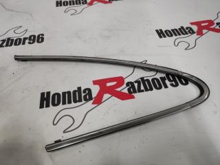 Молдинг стекла задний левый Honda CR-V 2007