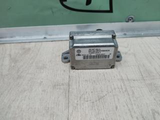 Запчасть датчик ускорения volkswagen touareg 2002-2010