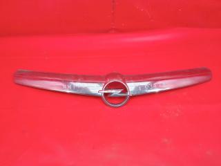 Запчасть хром решетки OPEL ASTRA 2006-2014